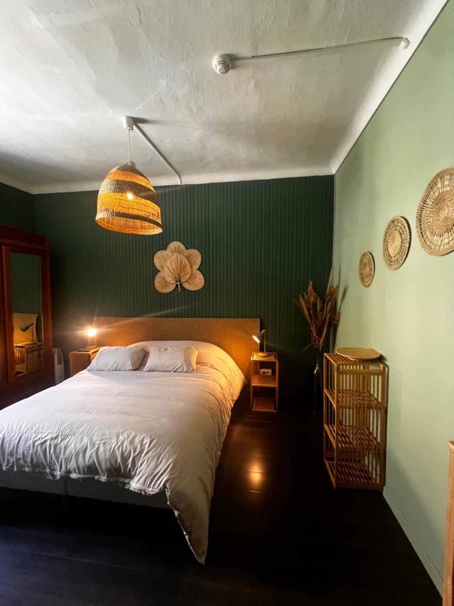 Hotel Fleur Des Alpes La Brigue Екстер'єр фото