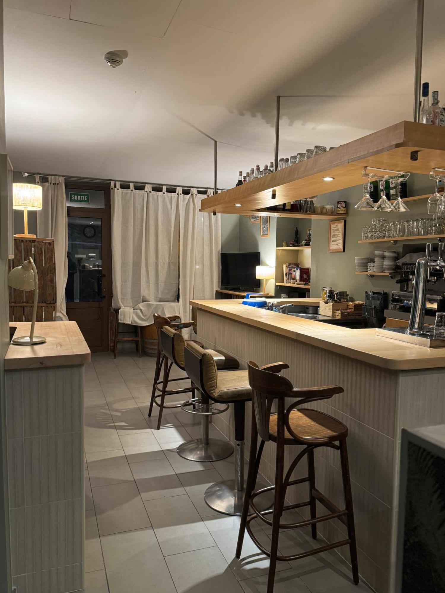Hotel Fleur Des Alpes La Brigue Екстер'єр фото